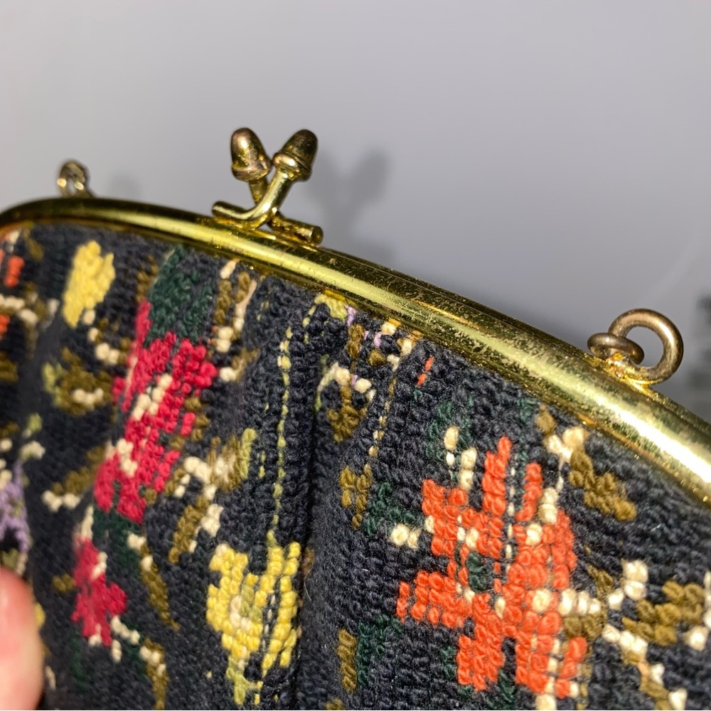 Vintage Carpet Tapestry Brocade Purse Clutch Handbag - Picture 10 of 10